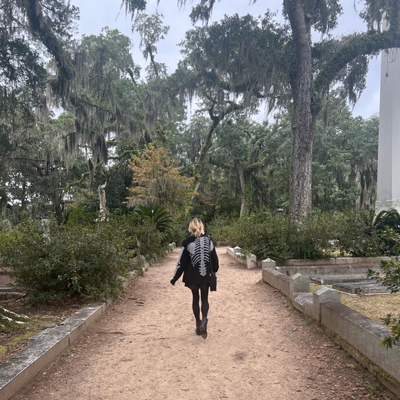 Meet your Posher, Rachel - Picture 4 of 4